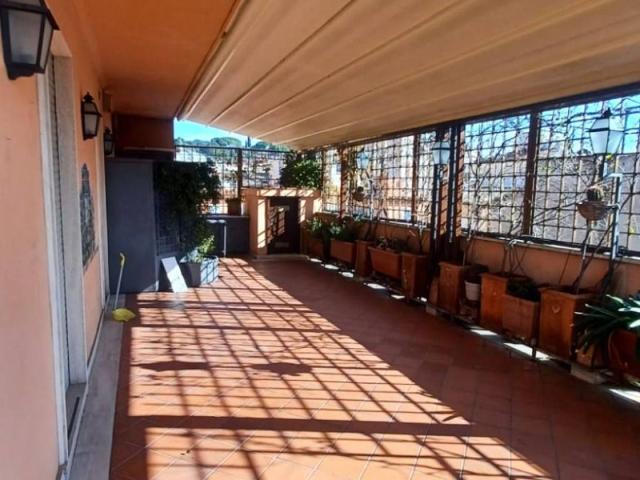 Attico in affitto a Roma, Campo Marzio