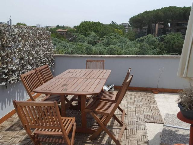 Attico in affitto a Val Melaina, Roma