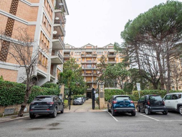 Attico in affitto a Municipio Roma VIII, Roma Capitale