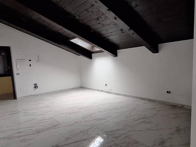 Attico in affitto a Santa Maria La Carità, Campania