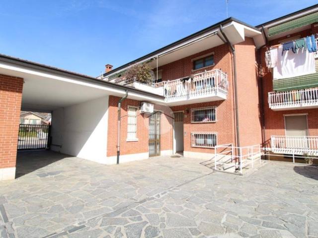 Attico in affitto a Cinzano, Piemonte