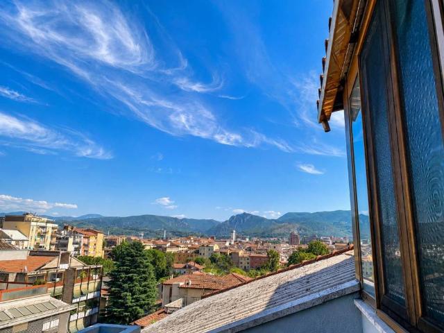 Attico in affitto a Città Giardino, Terni