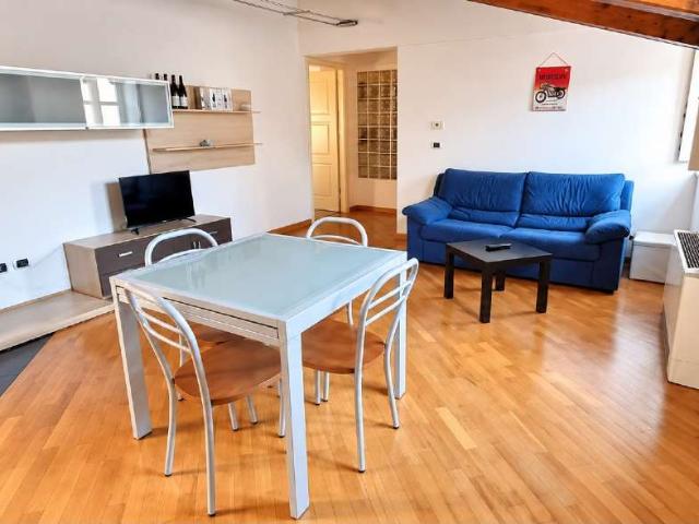 Villa Indipendente in affitto a Circoscrizione 1, Piemonte