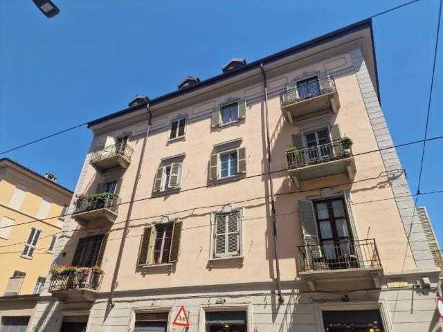 Attico in affitto a Circoscrizione 8, Piemonte