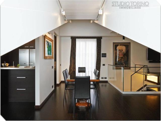 Attico in affitto a Centro, Torino