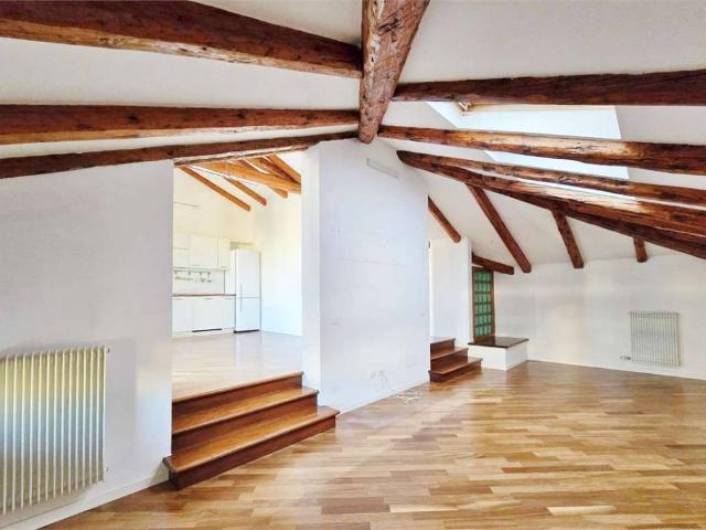 Attico in affitto a San Zeno, Treviso