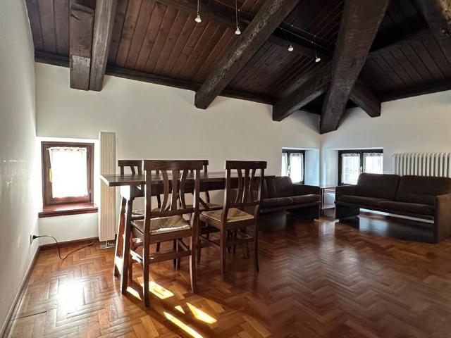 Attico in affitto a Borgo Poscolle, Reana Del Roiale