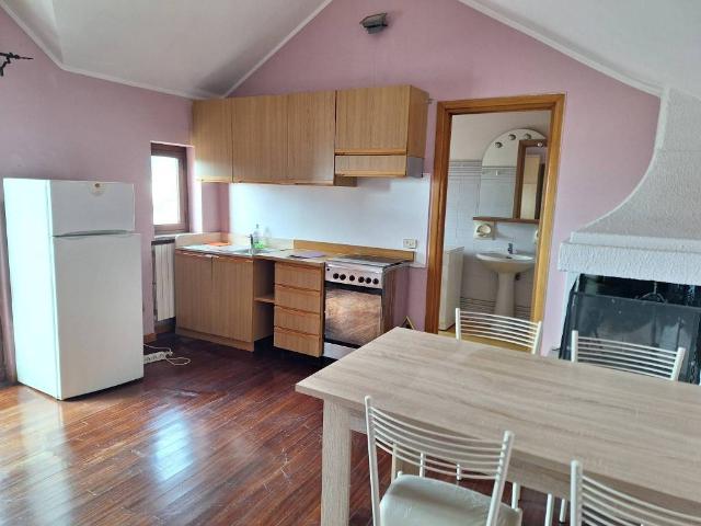 Attico in affitto a Valbrembo, Lombardia