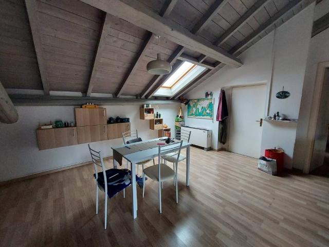 Attico in affitto a Giubiano, Varese