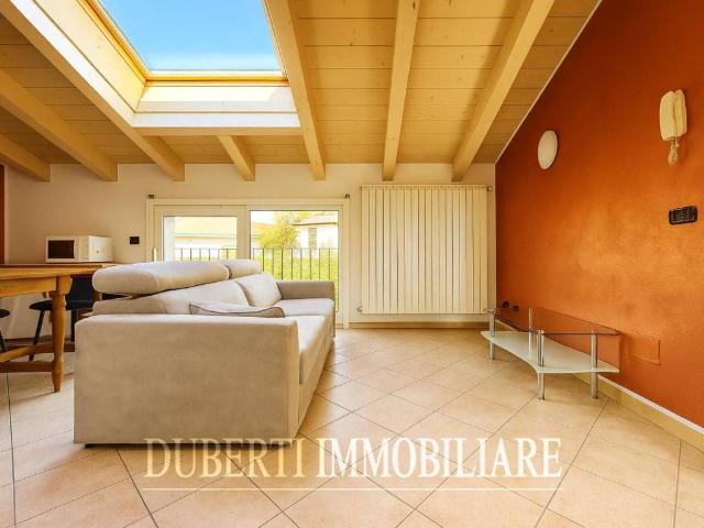 Attico in affitto a Masnago, Varese