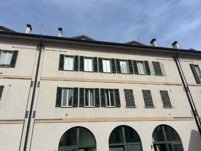 Attico in affitto a Biumo Superiore, Varese
