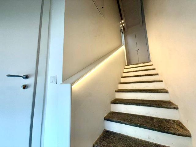 Attico in affitto a Zoverallo, Verbania