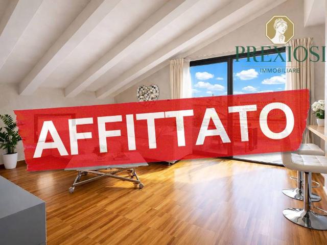 Attico in affitto a Centro storico, Brenzone