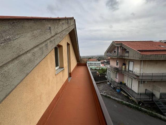 Attico in vendita a Aci Sant'antonio, Sicilia
