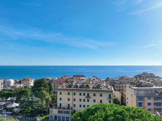 Attico in vendita a Alassio, Liguria