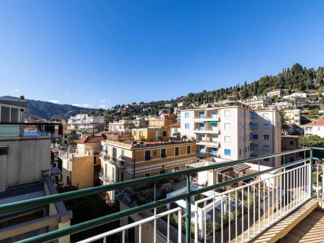 Attico in vendita a Alassio, Liguria