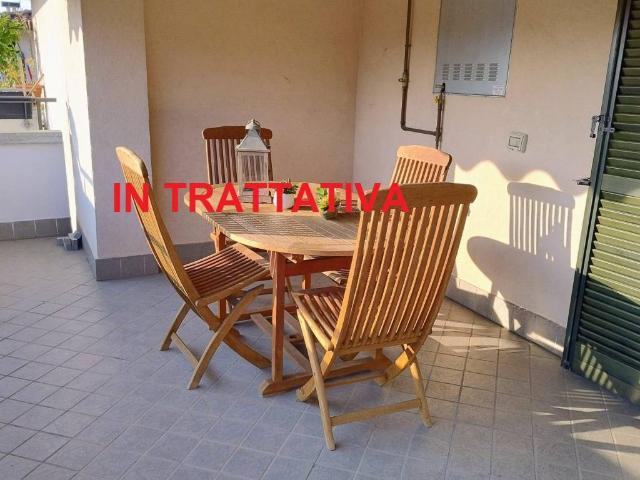 Attico in vendita a Alzate Brianza, Como