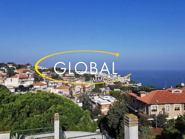 Attico in vendita a Ancona