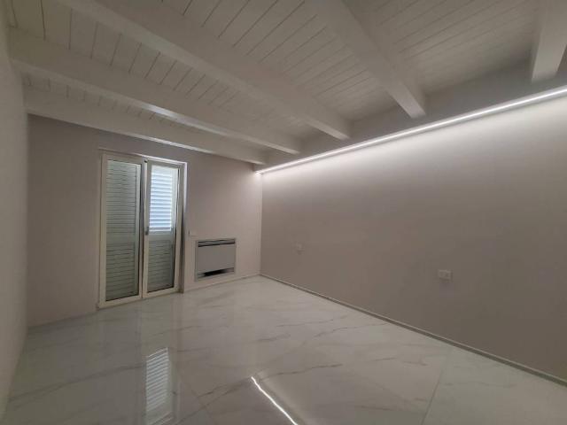 Attico in vendita a Puglia, Barletta-andria-trani