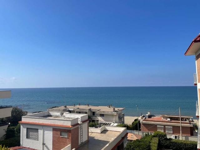 Attico in vendita a Lavinio, Anzio