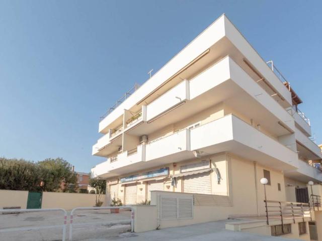 Attico in vendita a Lido di Marechiaro, Roma Capitale