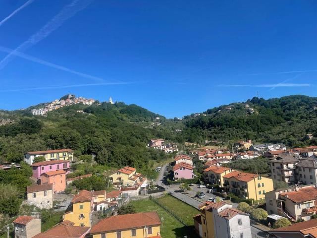 Attico in vendita a Arcola, Liguria