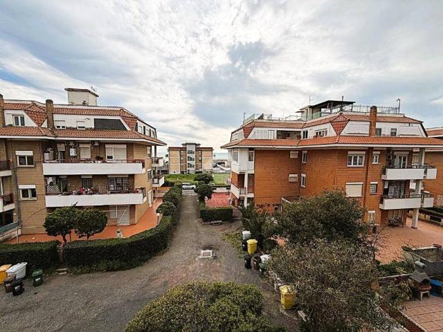 Attico in vendita a Centro Regina, Roma Capitale