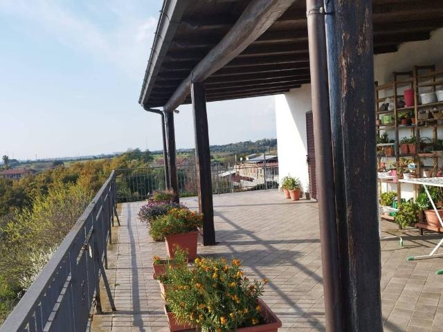 Attico in vendita a Villaggio Valle Gaia, Roma Capitale
