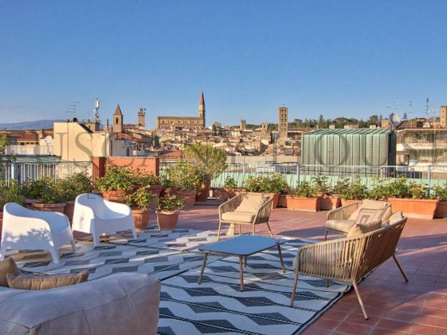 Attico in vendita a Giotto, Palazzo Del Pero