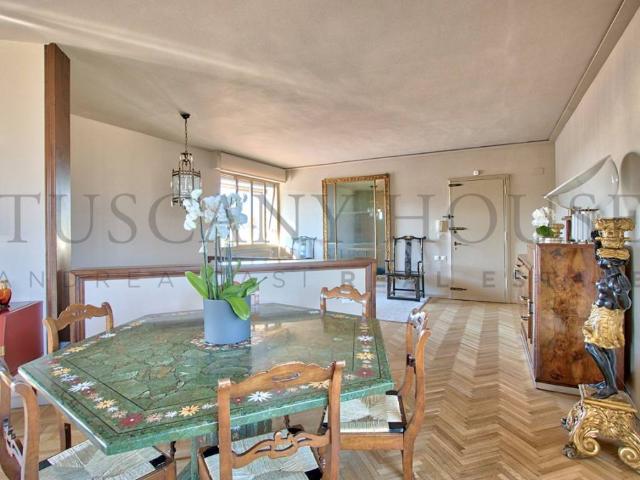 Attico in vendita a Giotto, Palazzo Del Pero