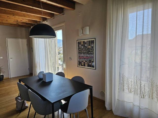 Attico in vendita a La Pace, Palazzo Del Pero