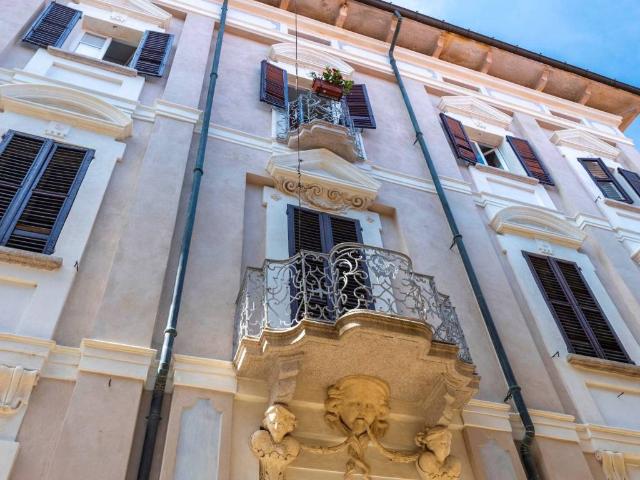 Attico in vendita a Piemonte, Novara