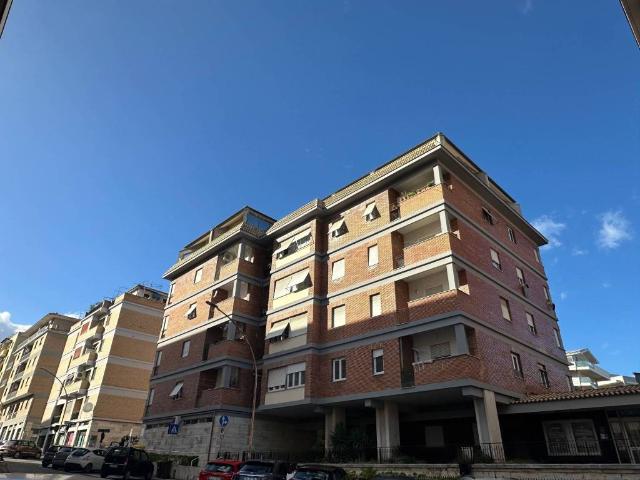 Attico in vendita a Santi Filippo e Giacomo, Marche