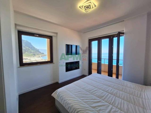 Attico in vendita a Calabria, Reggio Calabria