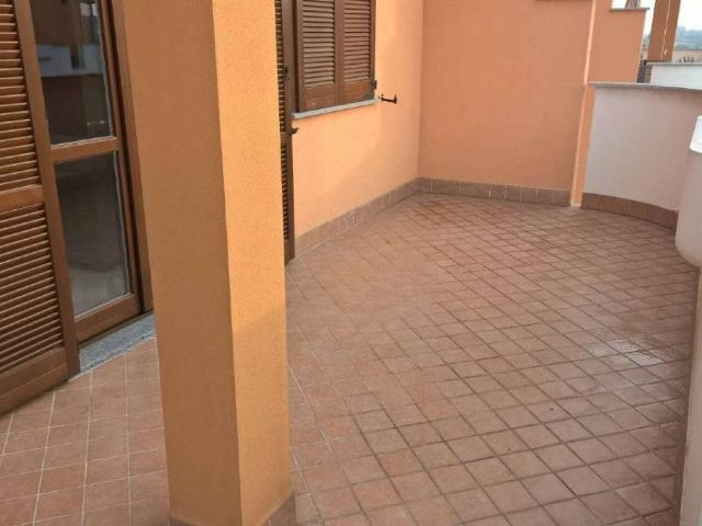 Attico in vendita a Bareggio, Lombardia