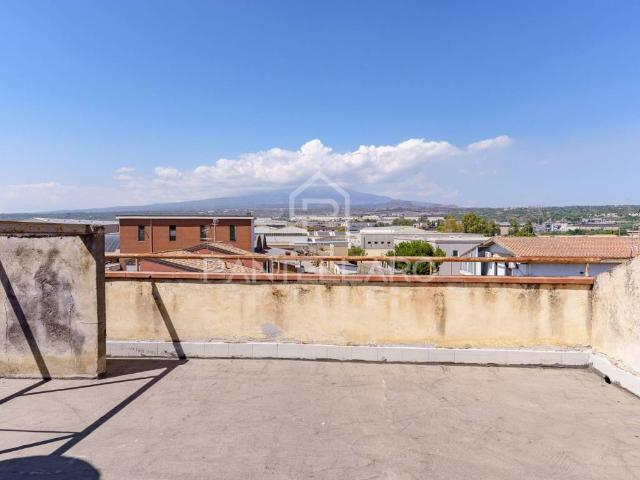 Attico in vendita a Belpasso, Sicilia