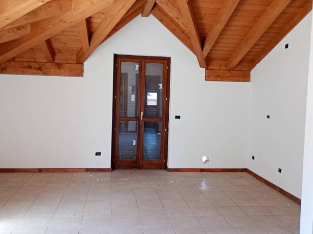 Attico in vendita a Berbenno Di Valtellina, Lombardia
