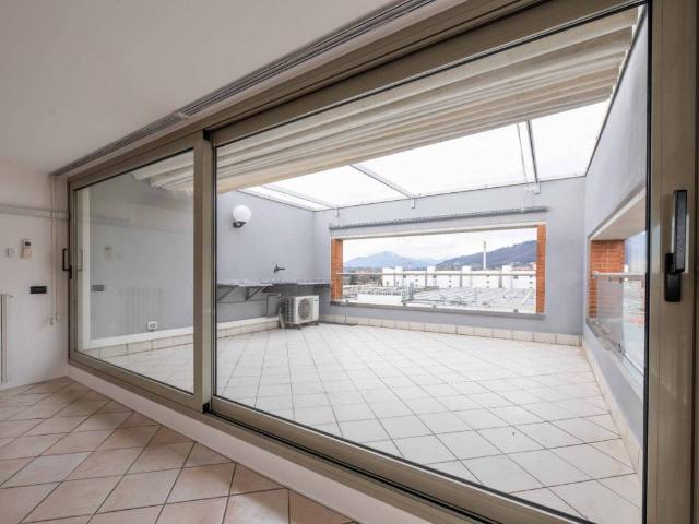 Attico in vendita a Bergamo, Lombardia
