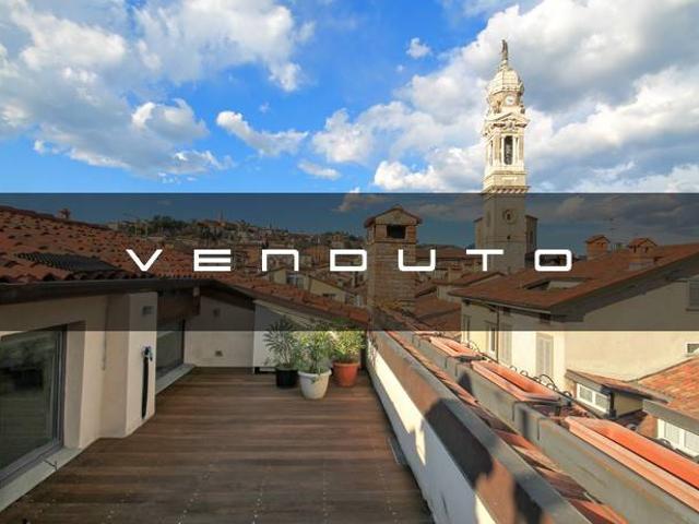 Attico in vendita a Città Alta, Bergamo