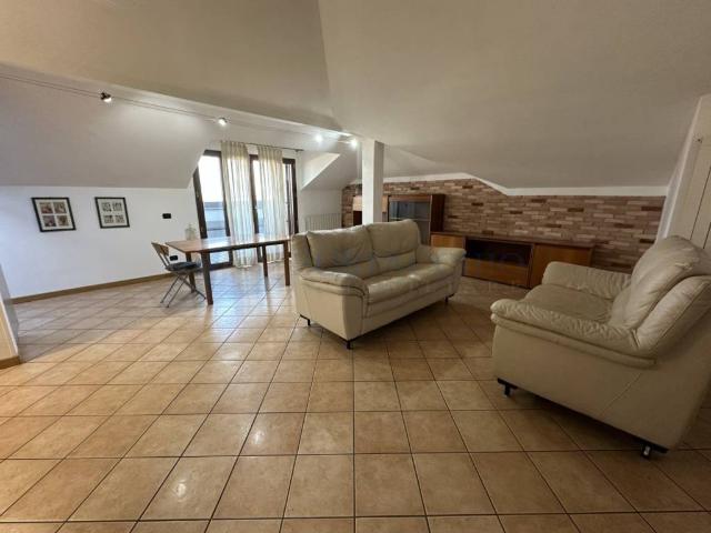 Attico in vendita a Bergamo, Lombardia