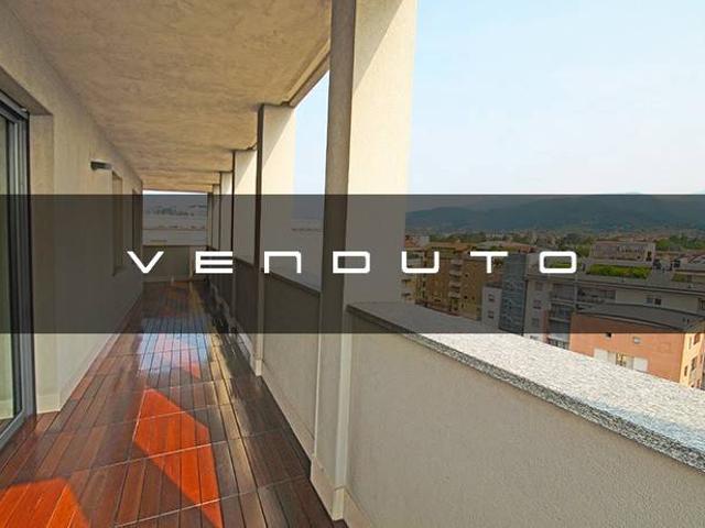 Attico in vendita a Borgo Palazzo, Bergamo