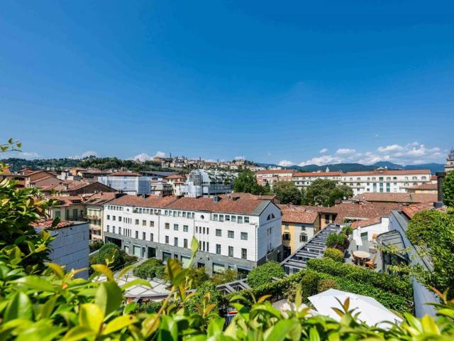 Attico in vendita a Città Alta, Bergamo