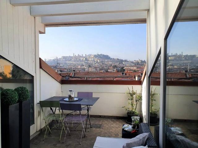 Attico in vendita a Borgo Palazzo, Bergamo
