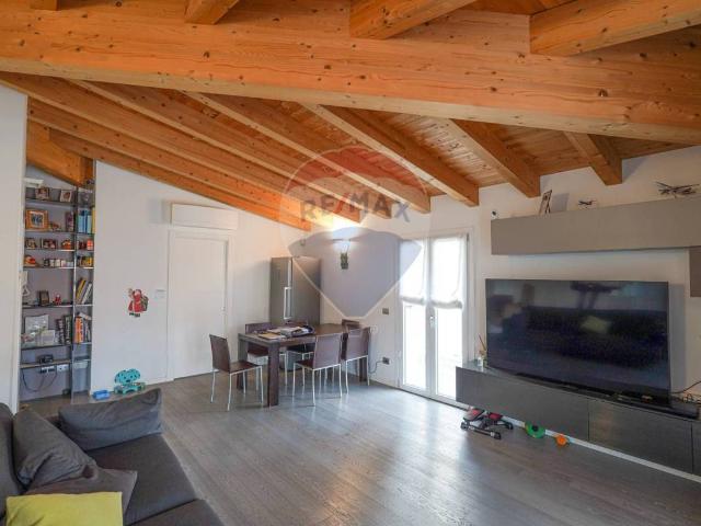 Attico in vendita a Redona, Bergamo