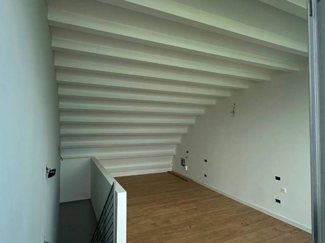 Attico in vendita a Villaggio degli Sposi, Bergamo