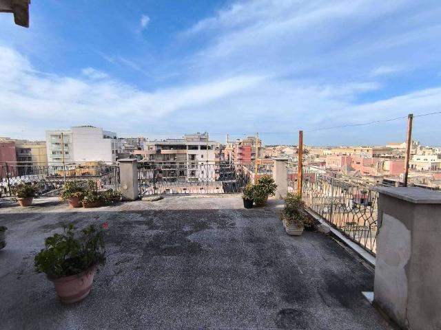Attico in vendita a Quartiere 167, Puglia