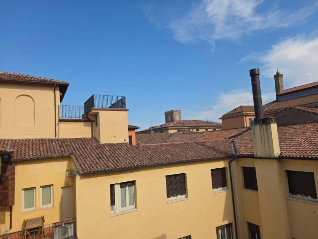 Attico in vendita a Santo Stefano, Bologna
