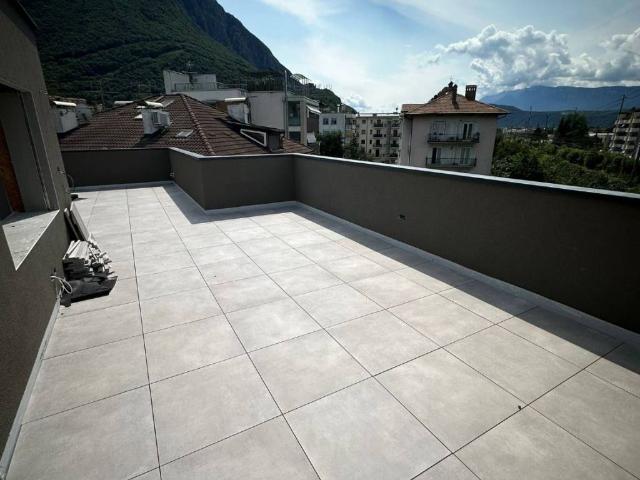 Attico in vendita a Oltrisarco-Aslago - Oberau-Haslach, Bolzano - Bozen