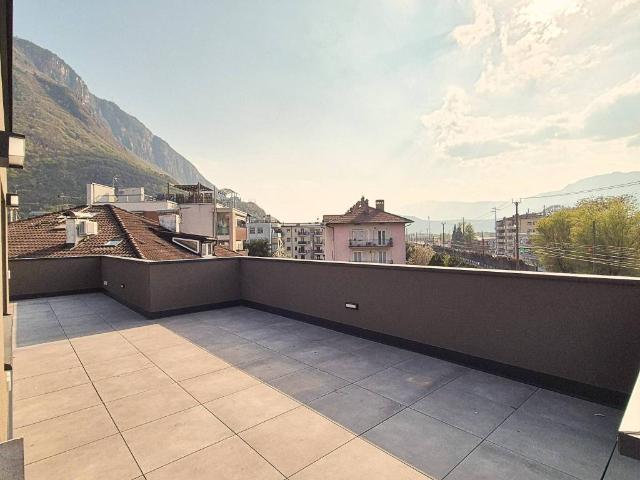 Attico in vendita a Oltrisarco-Aslago - Oberau-Haslach, Bolzano - Bozen