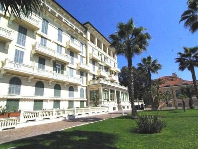 Attico in vendita a Bordighera, Liguria